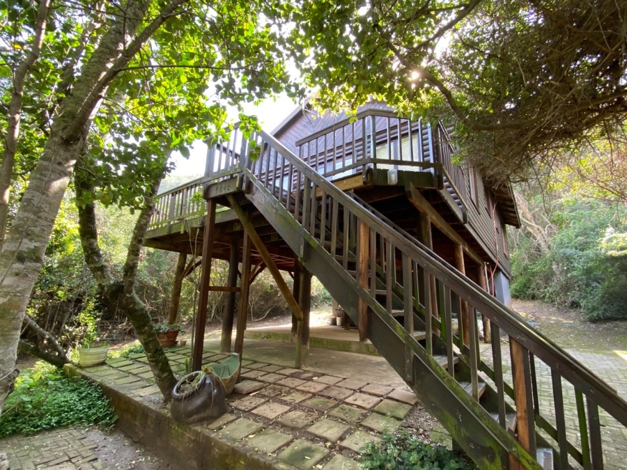 To Let 3 Bedroom Property for Rent in Keurboomstrand Western Cape